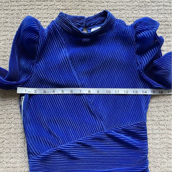Saylor Margie Metallic Blue Plisse Long Sleeve Mini Dress Size XS - Picture 8 of 11